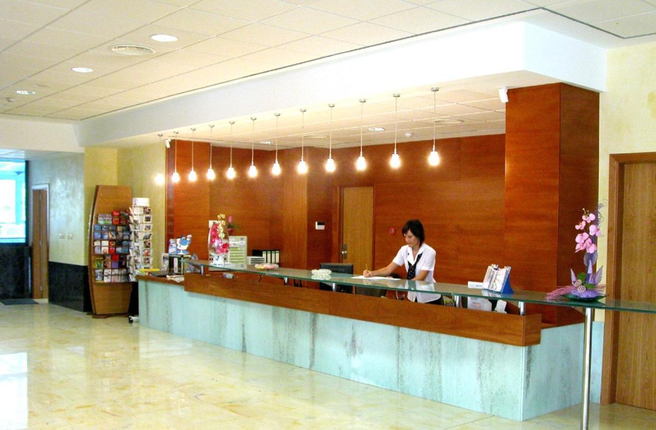 Hotel Blaucel ブラナス エクステリア 写真
