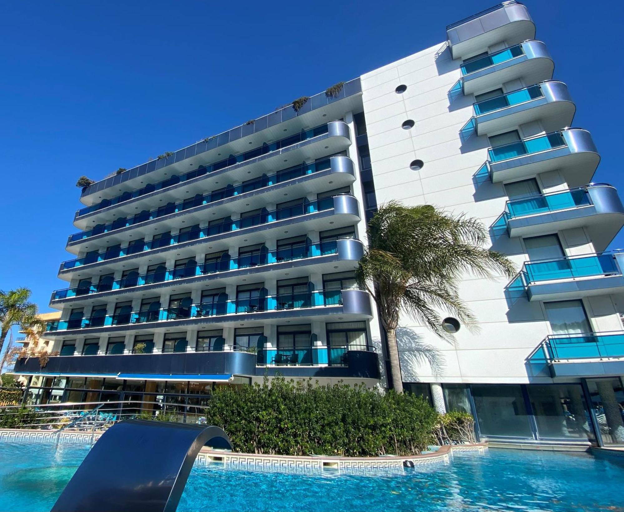 Hotel Blaucel ブラナス エクステリア 写真