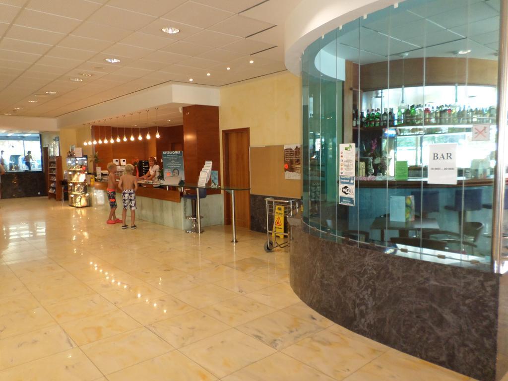 Hotel Blaucel ブラナス エクステリア 写真